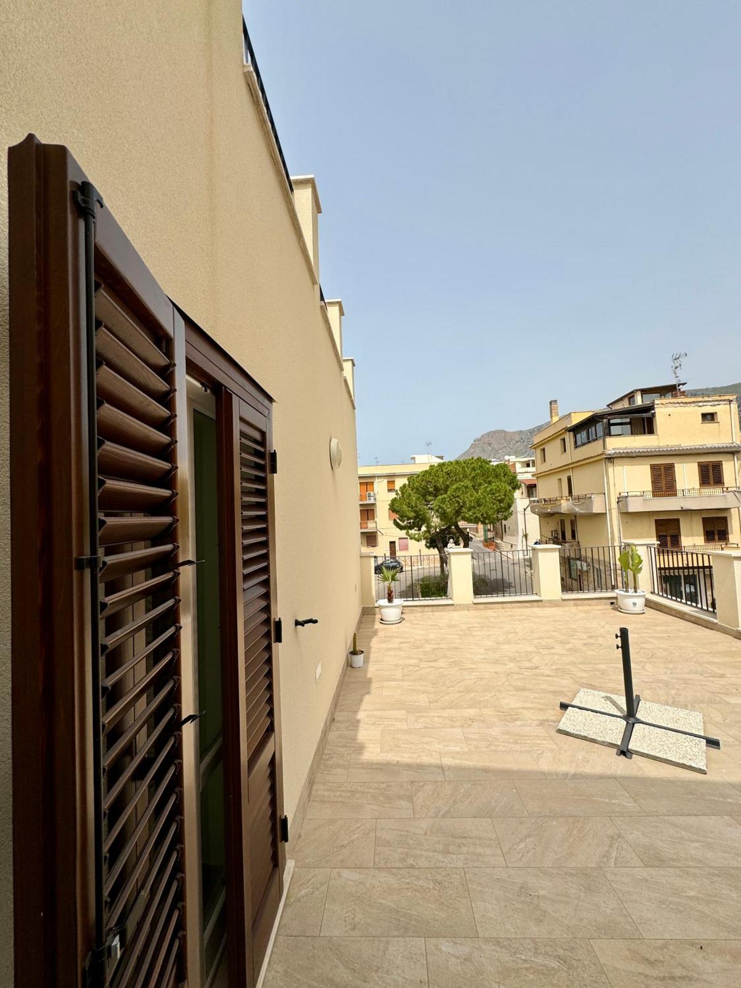 Terrasini Center Apartments Zewnętrze zdjęcie